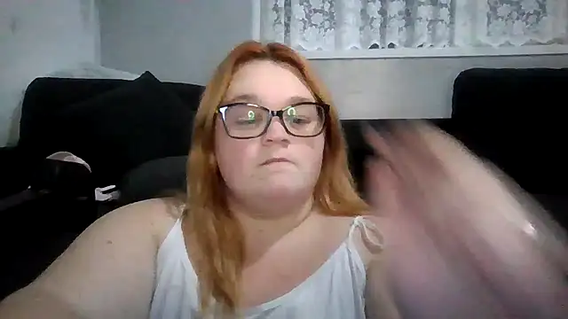 Curvy-AmyX online show from October 11, 2025, 1:06 am