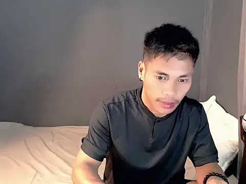 Snapshot of Cute_Lucas chatting on October 14, 2025, 2:56 am Cute Lucas online show from October 14, 2025, 2:56 am