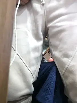 Snapshot of chougegg0214 chatting on October 27, 2025, 5:08 am chougegg0214 online show from October 27, 2025, 5:08 am