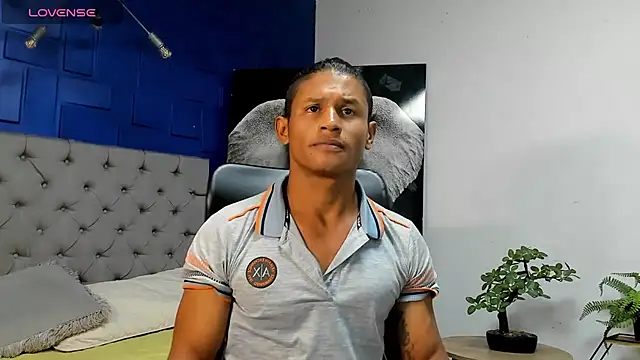 Snapshot of casike1 chatting on October 15, 2025, 5:28 am casike1 online show from October 15, 2025, 5:28 am