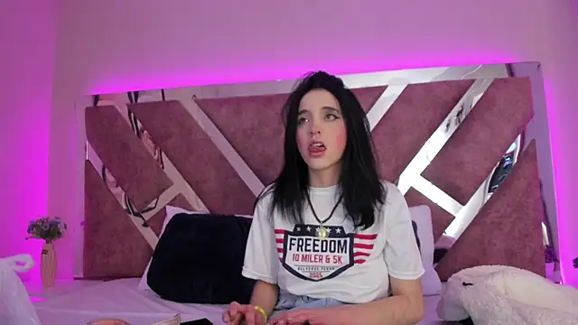 MeganR  online show from January 17, 2026, 3:21 am