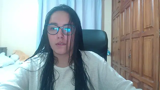 Venus cat  online show from January 10, 2026, 11:44 pm