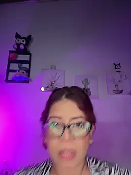 Snapshot of Solaangel_ chatting on December 15, 2025, 11:31 pm Solaangel online show from December 15, 2025, 11:31 pm