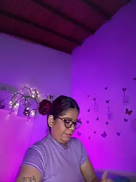 Snapshot of Solaangel_ chatting on February 19, 2026, 11:56 pm Solaangel online show from February 19, 2026, 11:56 pm