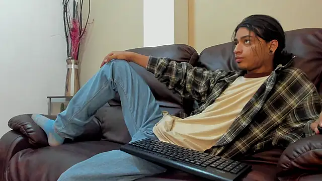 Dickie Dicking online show from October 7, 2025, 8:21 pm