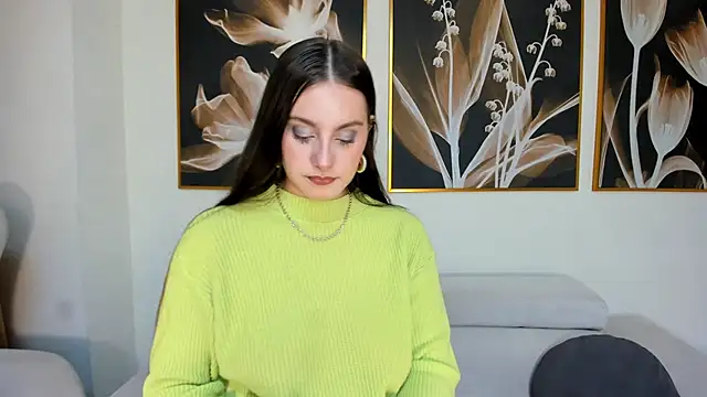 ZoeyWalker  online show from October 21, 2025, 11:31 am