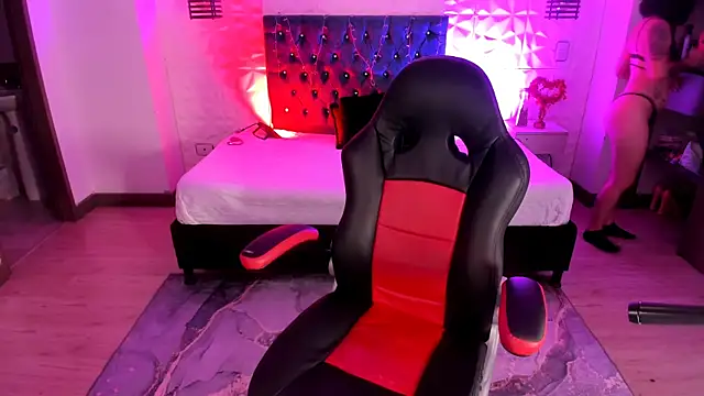 Snapshot of isaa_dl chatting on November 21, 2025, 9:58 pm isaa dl online show from November 21, 2025, 9:58 pm