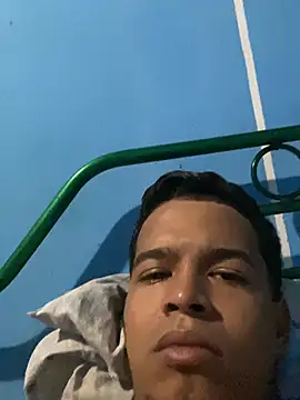 Snapshot of boy_perfect6 chatting on January 15, 2026, 5:16 pm boy perfect6 online show from January 15, 2026, 5:16 pm