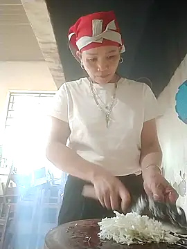 Snapshot of meo-meo00 chatting on October 29, 2025, 1:37 am meo-meo00 online show from October 29, 2025, 1:37 am