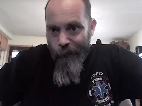 Snapshot of crazyheratic8 chatting on February 16, 2026, 10:29 pm crazyheratic8 online show from February 16, 2026, 10:29 pm