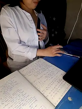 Zun 121 online show from November 23, 2025, 5:23 pm