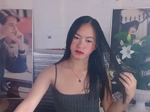 miss katty28 online show from October 25, 2025, 10:32 pm