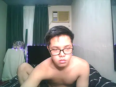 hot babyboy26 online show from October 27, 2025, 6:58 am