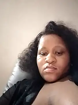 Snapshot of thicknjuicyx chatting on October 7, 2025, 7:37 pm thicknjuicyx online show from October 7, 2025, 7:37 pm
