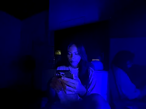 Snapshot of ella_foxtrot chatting on October 5, 2025, 10:44 pm ella foxtrot online show from October 5, 2025, 10:44 pm