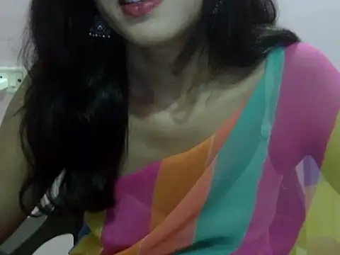 Snapshot of Laila_Cute chatting on June 21, 2026, 4:57 pm Laila Cute online show from June 21, 2026, 4:57 pm