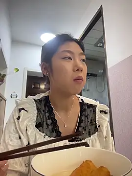 Snapshot of chibaoao66 chatting on October 26, 2025, 12:44 am chibaoao66 online show from October 26, 2025, 12:44 am