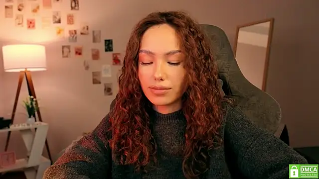 branchwithflowerss online show from October 24, 2025, 11:53 am