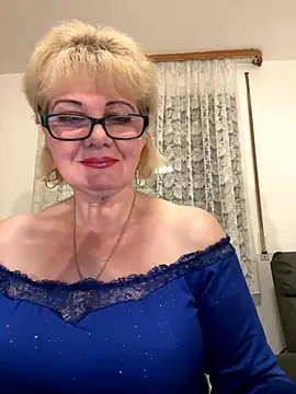 BoloshkaBlonda online show from December 22, 2025, 7:36 pm