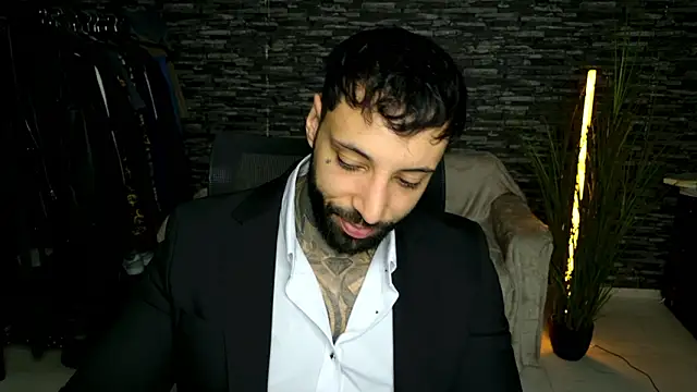 Snapshot of MasculineGuy99 chatting on March 22, 2026, 8:10 pm MasculineGuy99 online show from March 22, 2026, 8:10 pm