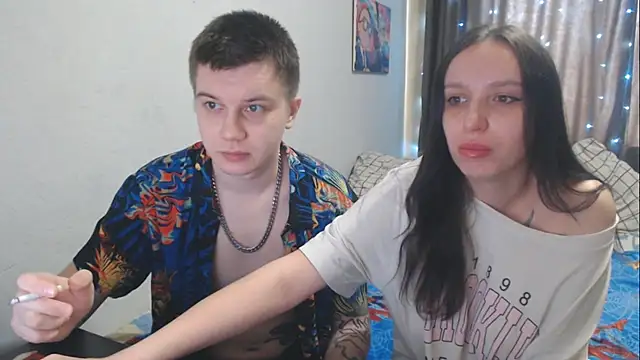 Snapshot of Mark_and_Wendy chatting on April 10, 2026, 5:14 am Mark and Wendy online show from April 10, 2026, 5:14 am