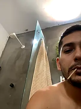 Du Corte83 online show from December 1, 2025, 1:12 pm