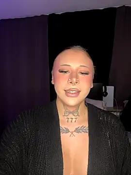 Kimberly-sweety online show from October 19, 2025, 7:05 pm