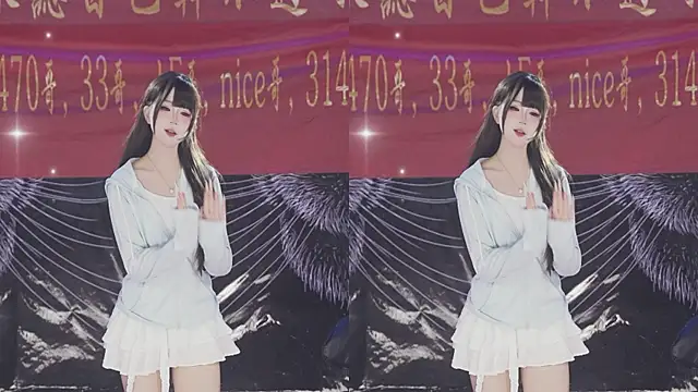 sweetgirls666 online show from April 23, 2026, 11:27 am