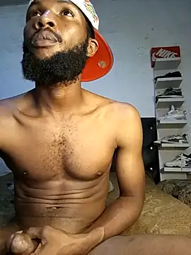 Snapshot of FreakyKaigrey chatting on February 28, 2026, 12:32 am FreakyKaigrey online show from February 28, 2026, 12:32 am