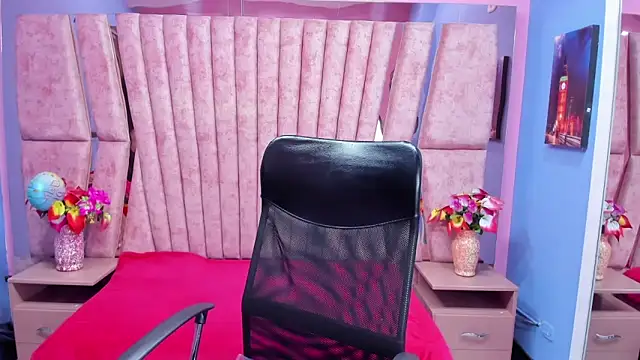 Snapshot of sarah_sweett_ chatting on October 20, 2025, 1:33 pm sarah sweett online show from October 20, 2025, 1:33 pm