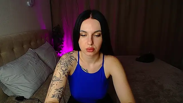 Snapshot of Poison_inyour_Mind__ chatting on October 25, 2025, 7:03 pm Poison inyour Mind online show from October 25, 2025, 7:03 pm