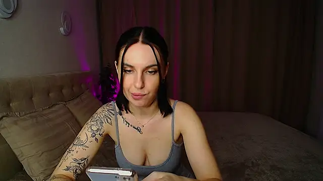 Snapshot of Poison_inyour_Mind__ chatting on November 26, 2025, 7:03 pm Poison inyour Mind online show from November 26, 2025, 7:03 pm