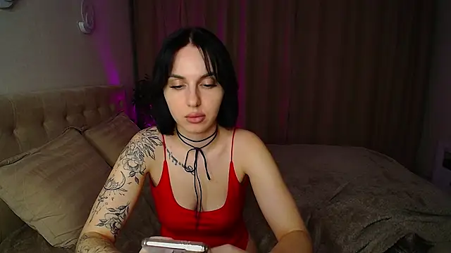 Snapshot of Poison_inyour_Mind__ chatting on November 28, 2025, 7:03 pm Poison inyour Mind online show from November 28, 2025, 7:03 pm