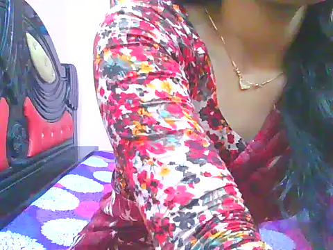 night queeen7 online show from November 27, 2025, 8:42 pm