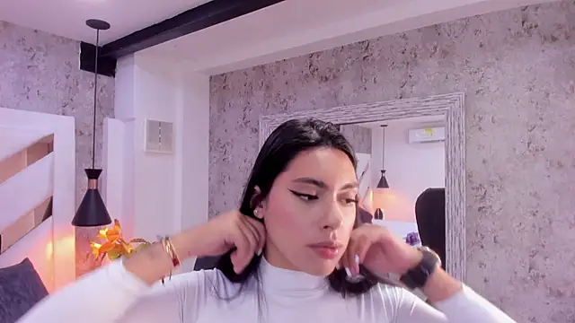 Snapshot of Vanessa_Rain_ chatting on February 20, 2026, 7:27 pm Vanessa Rain online show from February 20, 2026, 7:27 pm