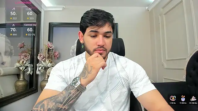 Snapshot of ElianKeiser chatting on October 20, 2025, 12:27 pm ElianKeiser online show from October 20, 2025, 12:27 pm