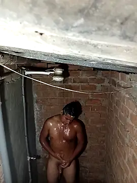 Alex321Flores online show from March 12, 2026, 3:56 am