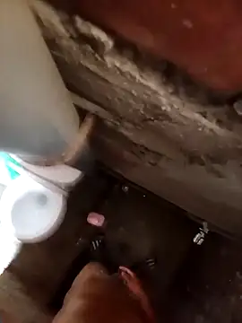 Snapshot of Alex321Flores chatting on December 15, 2025, 3:51 pm Alex321Flores online show from December 15, 2025, 3:51 pm