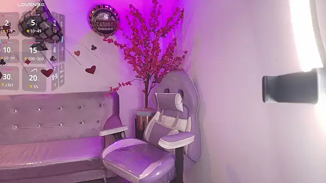 Snapshot of Summer_miller chatting on February 28, 2026, 11:32 am Summer miller online show from February 28, 2026, 11:32 am