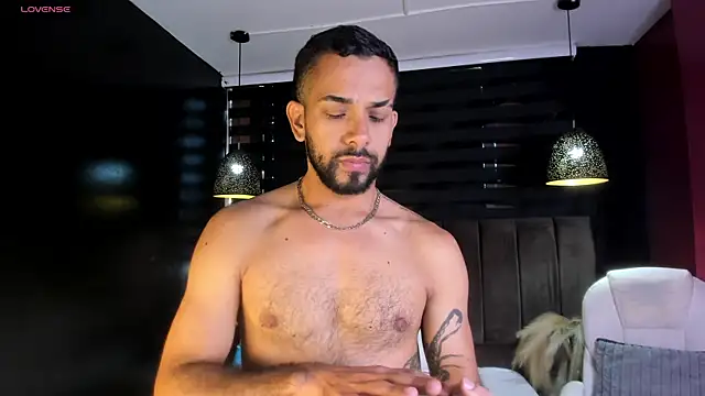 Lobo sex21 online show from November 30, 2025, 1:56 pm