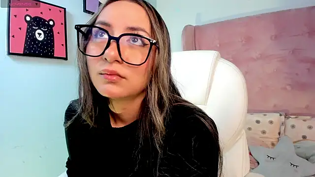 Snapshot of Vanelope_evanss chatting on October 11, 2025, 12:39 pm Vanelope evanss online show from October 11, 2025, 12:39 pm