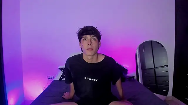 luccas ferreira online show from January 15, 2026, 8:01 pm