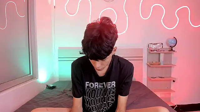 luccas ferreira online show from November 12, 2025, 7:18 pm