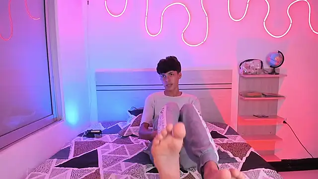 luccas ferreira online show from October 27, 2025, 7:15 pm