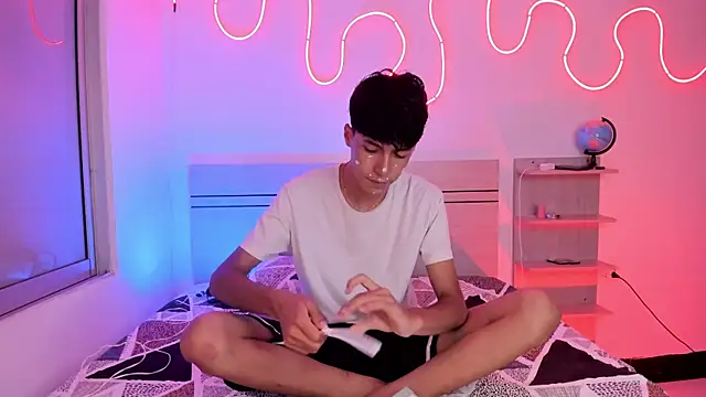 luccas ferreira online show from October 25, 2025, 7:03 pm