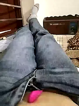 Lili 2love online show from October 30, 2025, 12:42 am