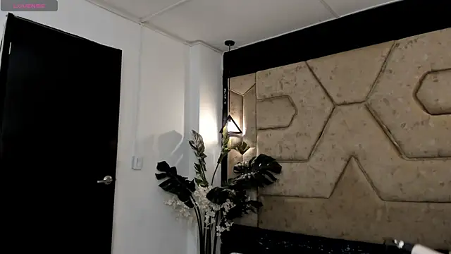 Snapshot of Julieta_Slav3 chatting on June 19, 2026, 9:20 pm Julieta Slav3 online show from June 19, 2026, 9:20 pm