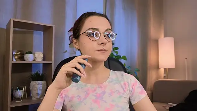 Snapshot of ElizabethMilller_ chatting on November 25, 2025, 10:54 pm ElizabethMilller online show from November 25, 2025, 10:54 pm