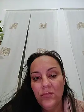 pasajuis online show from November 14, 2025, 10:13 pm