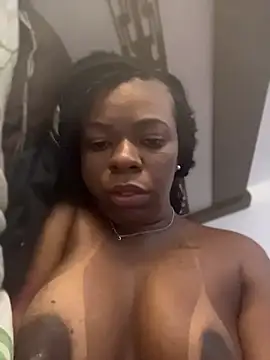 Priihmedeiros online show from April 28, 2026, 9:03 am